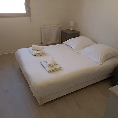 Holiday home Maison Calme La Riviere-Saint-Sauveur